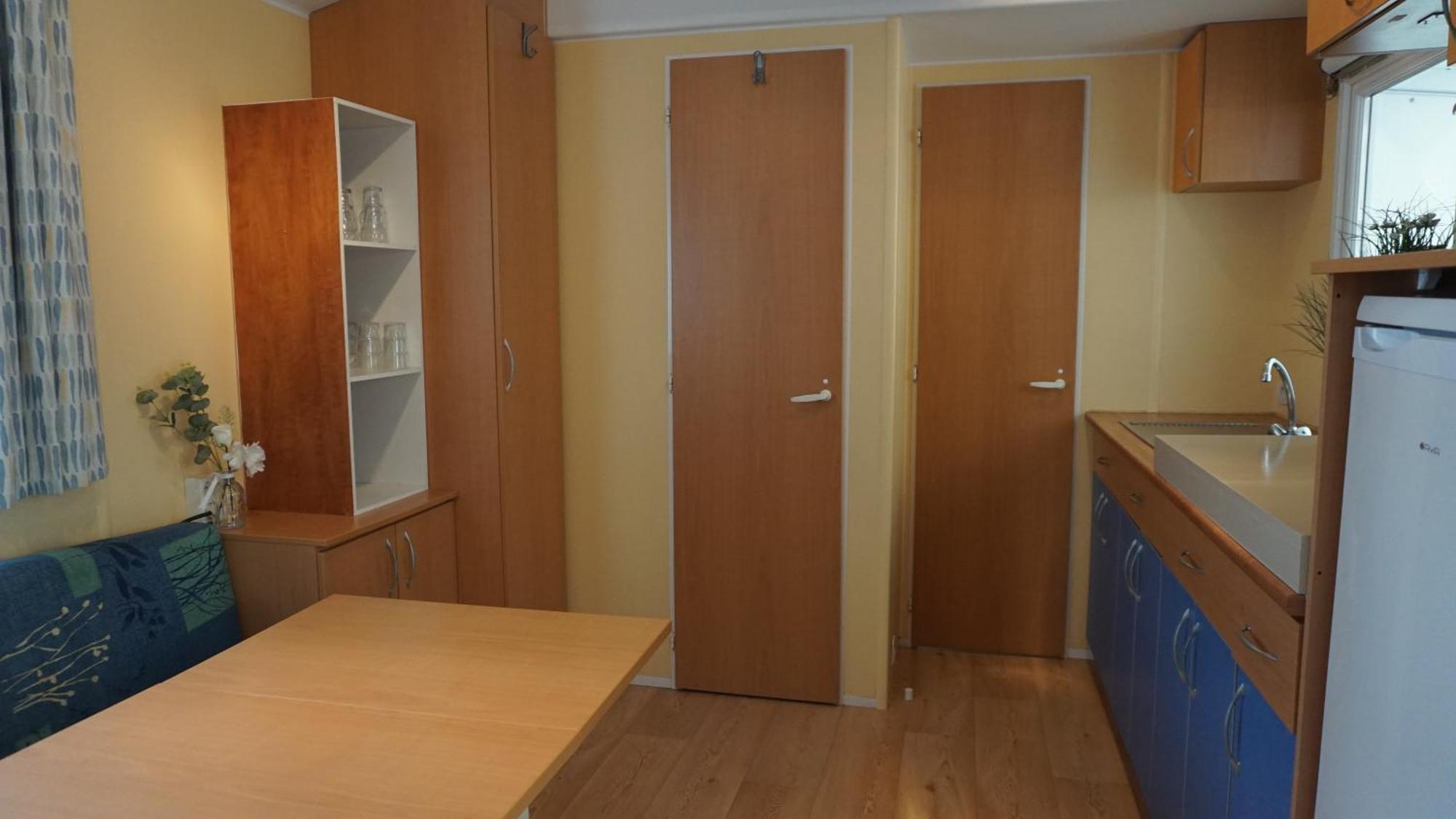 Chalets Met Buitenkeuken Op Camping Lei Suves - Joycasa Roquebrune-sur Argens Bagian luar foto
